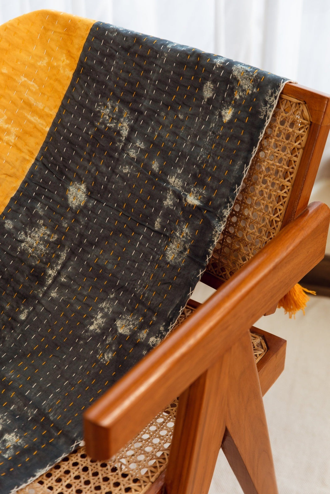 Spiral Linen Throw