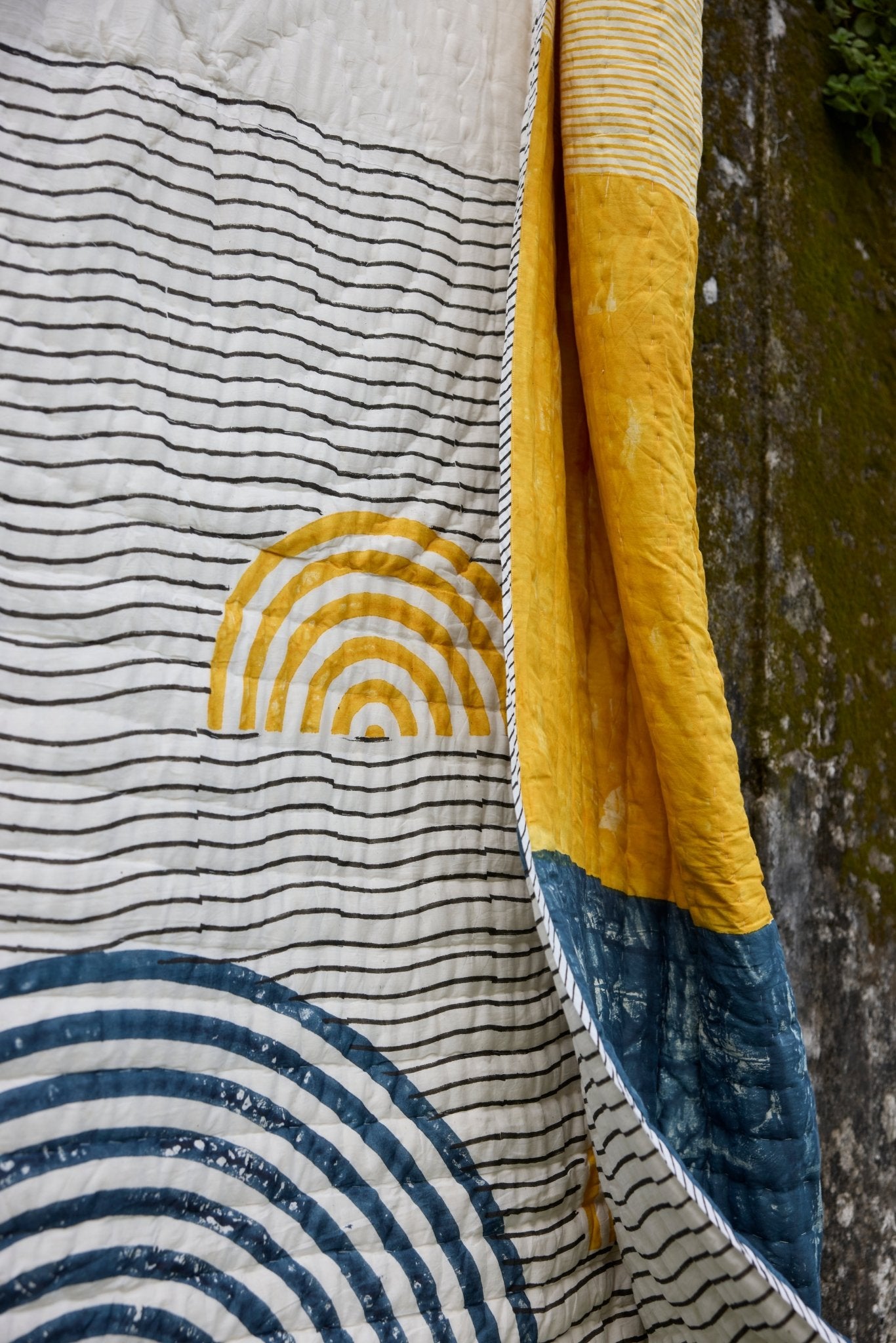 Spiral Sunset Quilt (Reverse) - CQC LA - Twin